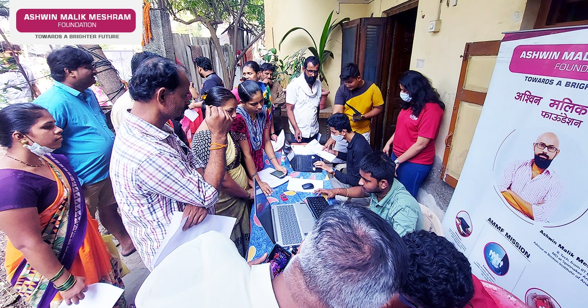 AMM Foundation conducted E-Shram Drive at Vimochit Society, Kurla