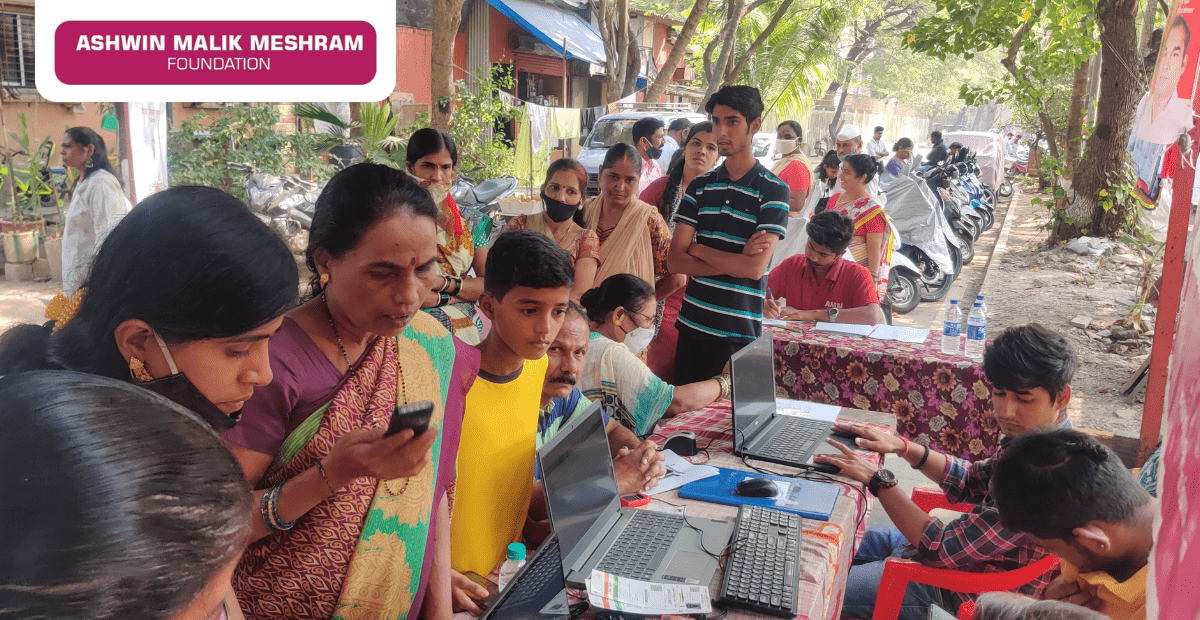 AMM Foundation conducted an E-Shram Drive at Sable Nagar, Kurla.