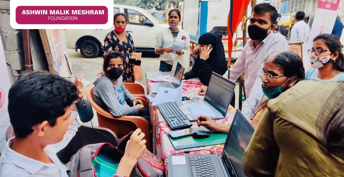 AMM Foundation conducted an E-Shram Drive at Nehru Nagar, Kurla.