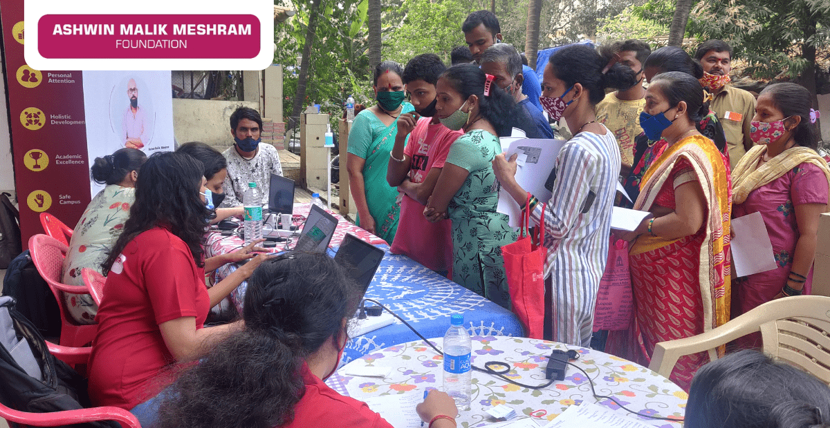 Ashwin Malik Meshram Foundation conducted an E-Shram Yojana Drive at Chunabhatti.