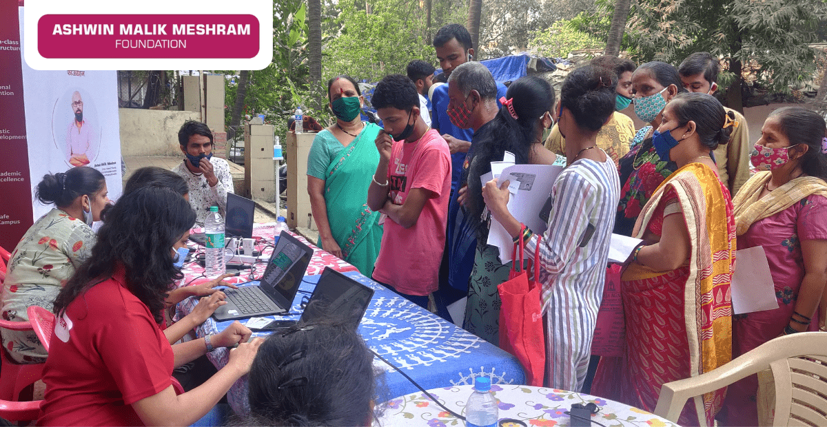Ashwin Malik Meshram Foundation conducted an E-Shram Yojana Drive at Chunabhatti.