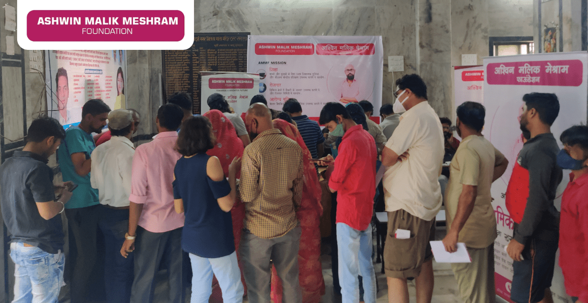 Ashwin Malik Meshram Foundation Organised an E-Shram Yojana Drive at Adarsh Nagar, Kurla.