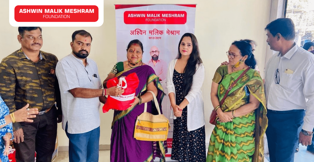 100+ nutrition kit distributed by AMM Foundation in association with Hemang Jangla for underprivileged women in Kurla.