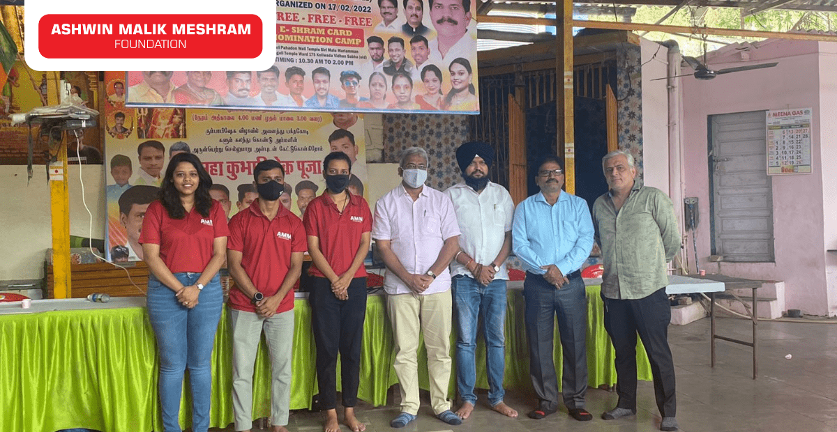 Ashwin Malik Meshram Foundation in association with Hemang Jangla organised an E-Shram Yojana Camp at Sion Koliwada.
