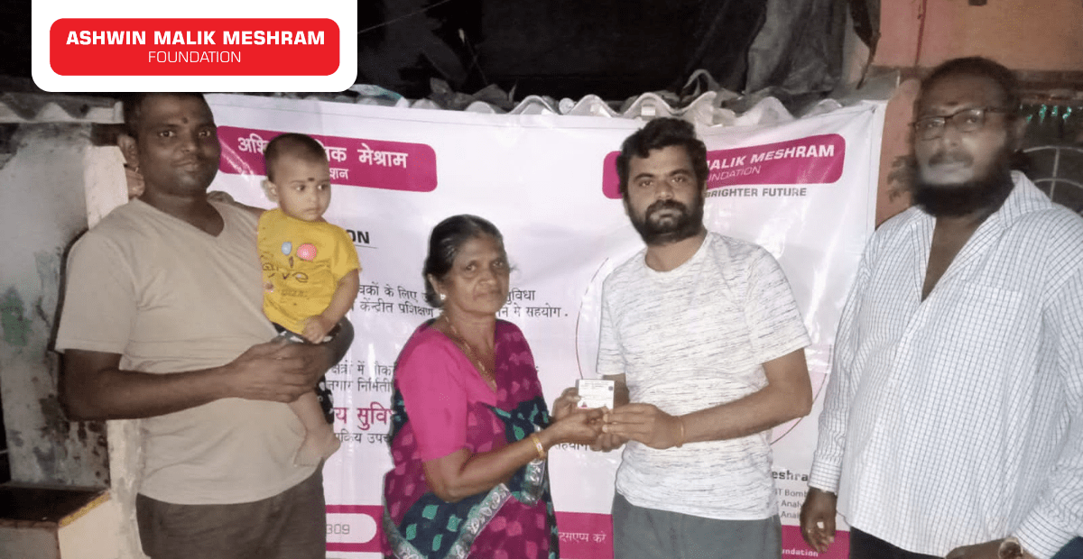 200+ Unorganised Sector workers received E-Shram Cards in Azad Galli, Chunabhatti.