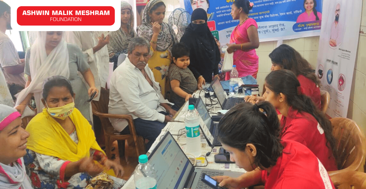 E-Shram Yojna Drive conducted by AMM Foundation in association with Hemang Jangla at Squatter colony, Malad (East).