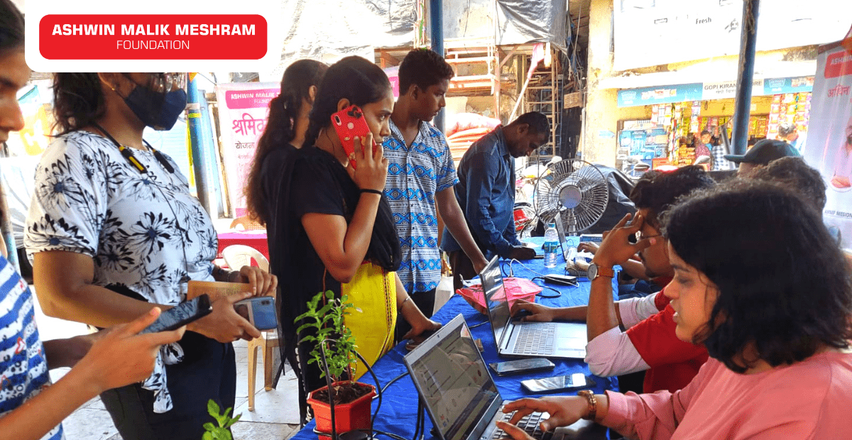 AMM Foundation in association with MLA Ameet Satam Conducted an E-Shram Yojana Drive at Bharat Nagar, Versova.