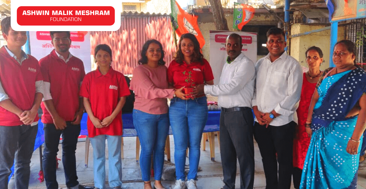 AMM Foundation in association with MLA Ameet Satam Conducted an E-Shram Yojana Drive at Bharat Nagar, Versova.