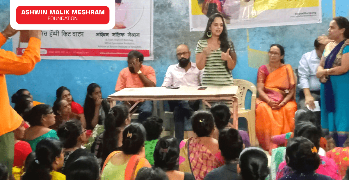 Festival Happiness Kits Distributed by AMM Foundation to the underprivileged people of Sable Nagar, Kurla.