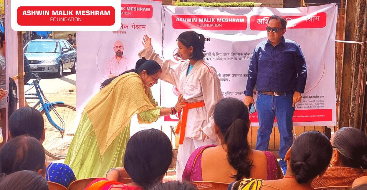 To empower women, Ashwin Malik Meshram Foundation in association with MLA Ashish Shelar Organised a Self-Defense Training Camp for teenage girls and women at Santacruz, West.