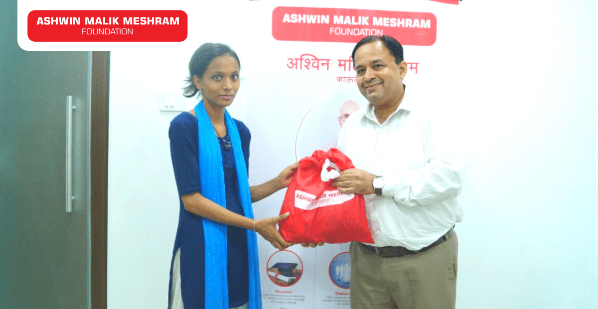 Ashwin Malik Meshram Foundation Distributed Nutrition kits to cancer patients at Kurla.