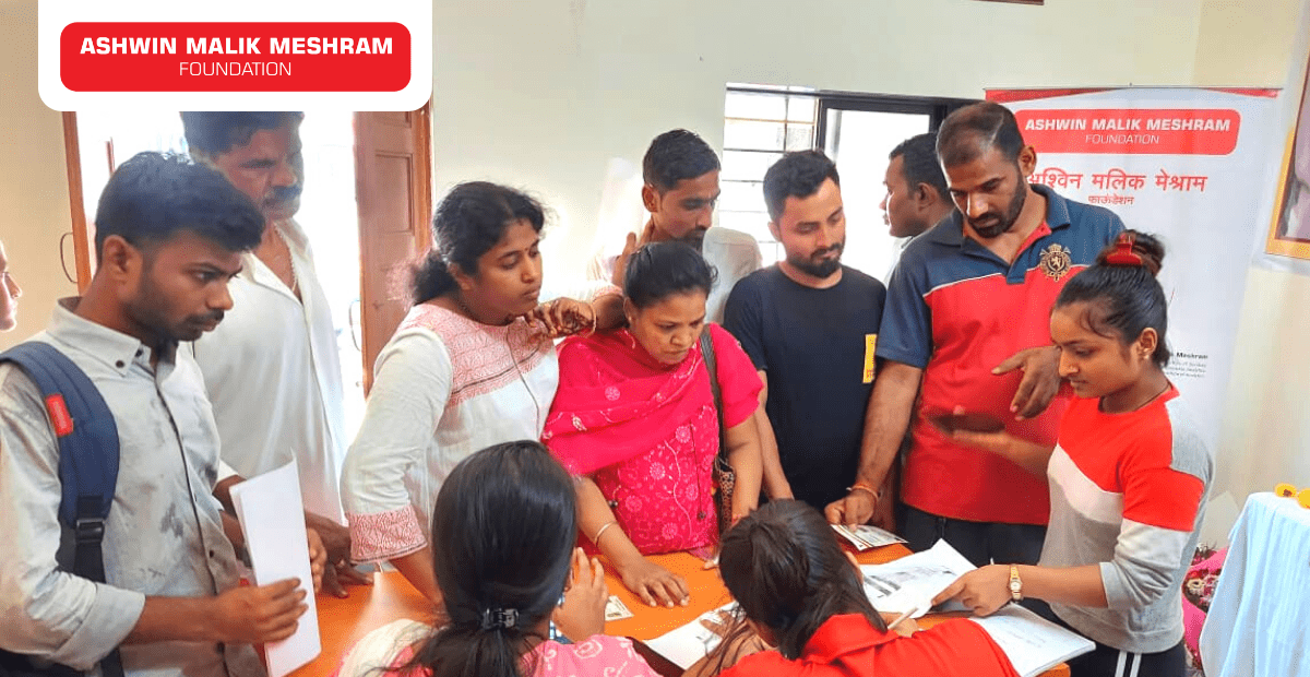 On the occasion of the Death Anniversary of Shri Pramod Mahajan ji, AMM Foundation in association with Dominic D' Sa organised an Ayushman Bharat Health Card Camp at Santacruz.