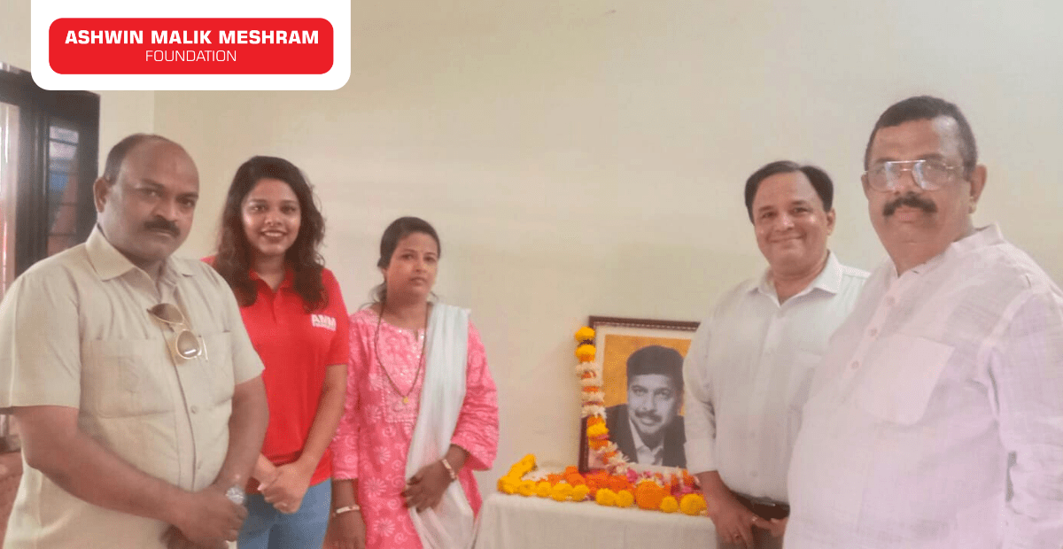 On the occasion of the Death Anniversary of Shri Pramod Mahajan ji, AMM Foundation in association with Dominic D' Sa organised an Ayushman Bharat Health Card Camp at Santacruz.