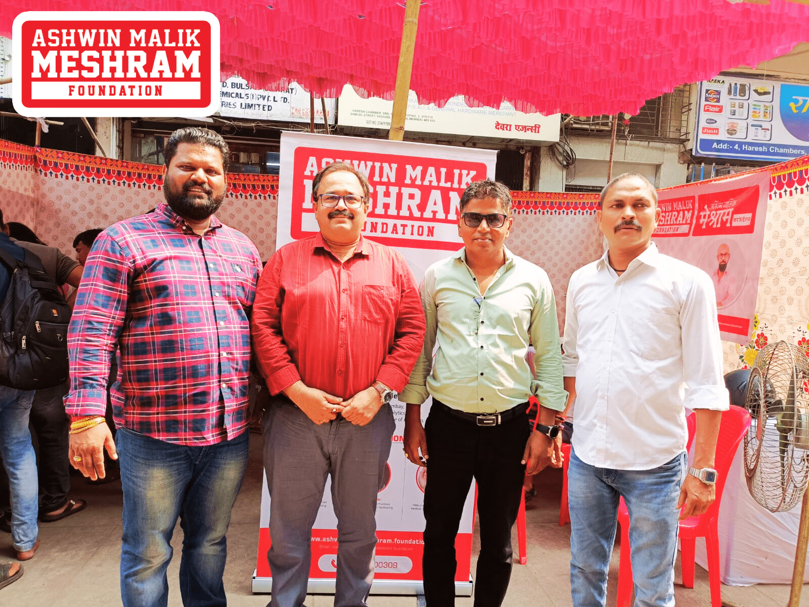 Eye Check-up Camp along with Ayushman Bharat Health Card Camp conducted by Meshram Foundation at Masjid Bunder.