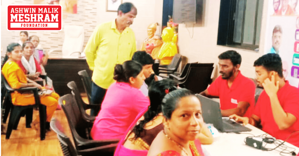 Meshram Foundation conducted Ayushman Bharat Yojana and Majhi Ladki Bahin Yojana camp in Shivsena Shakha No.170.