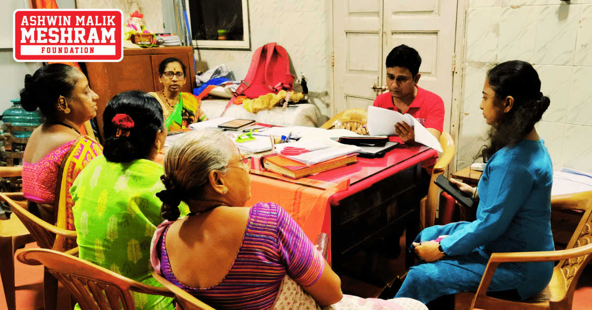 Ayushman Bharat Yojana and Majhi Ladki Bahin Yojana camp conducted by Meshram Foundation in Shivsena Shakha No. 149.