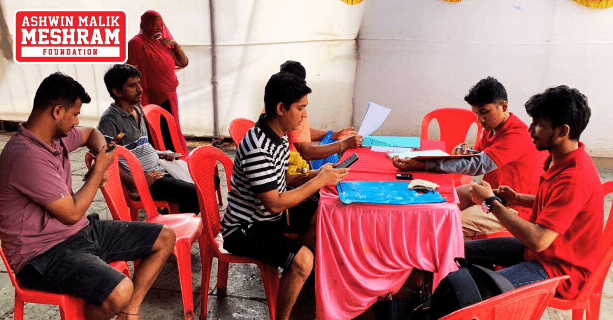 Meshram Foundation conducted Ayushman Bharat Yojana and Majhi Ladki Bahin Yojana in Shivsena Shakha No. 151.