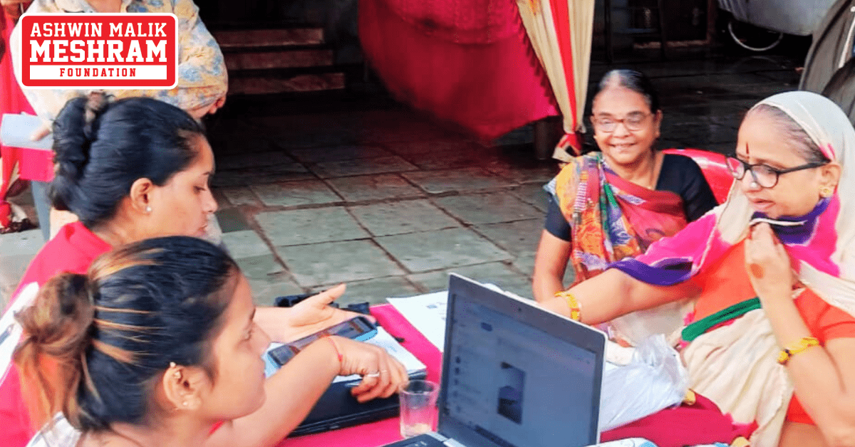 Meshram Foundation conducted Ayushman Bharat Yojana and Majhi Ladki Bahin Yojana in Shivsena Shakha No. 151.