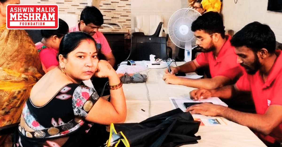 Meshram Foundation conducted Ayushman Bharat Yojana and Majhi Ladaki Bahin Yojana camp in Shivsena Shakha No. 170.