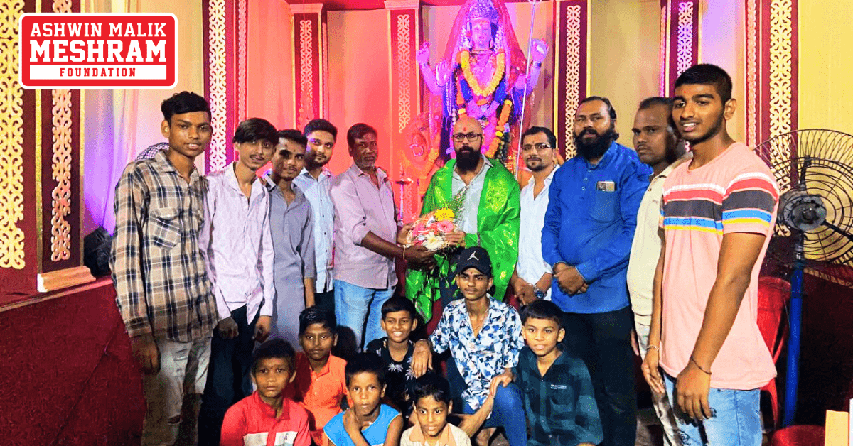 Meshram Foundation supported "Om Sai Aadarsh Seva Mandal" – Vatsalatai Naik Nagar, Kurla East for Navratri Festival.