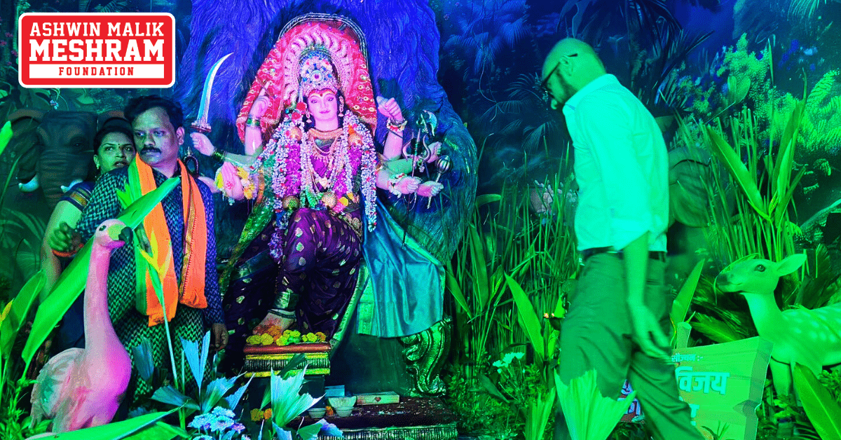 Meshram Foundation supported "Om Sai Kala Krida Mandal" – Nehru Nagar, Kurla for Navratri Festival.